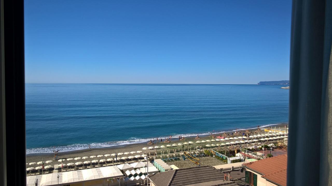 Hotel Ideale Varazze Ngoại thất bức ảnh