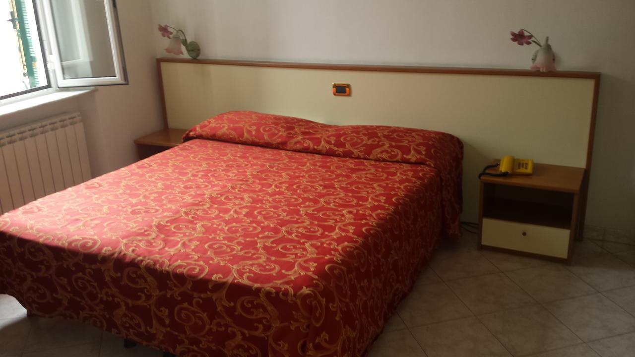 Hotel Ideale Varazze Ngoại thất bức ảnh