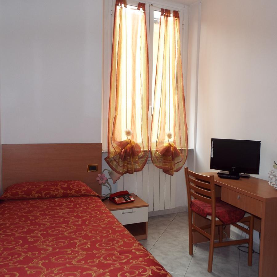 Hotel Ideale Varazze Ngoại thất bức ảnh