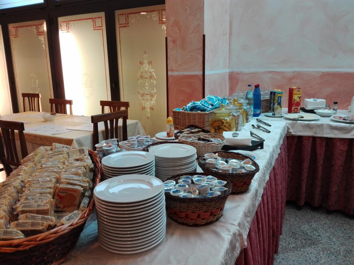 Hotel Ideale Varazze Ngoại thất bức ảnh